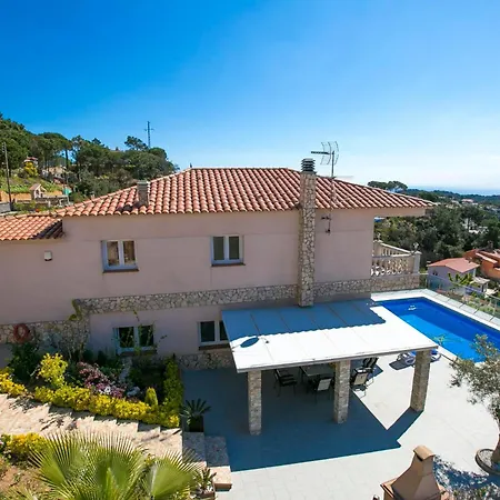 Villa Dami By Vintage Travel